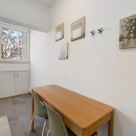 And Sea Apartment